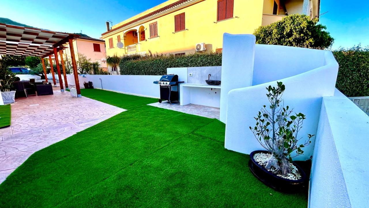 Le Residenze Del Mare Monolocale N6 Apartment La Caletta Exterior photo